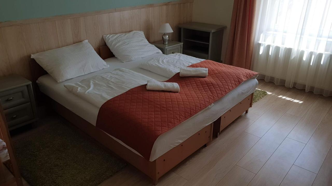 Keller Apartmanok Hajdúszoboszló Extérieur photo