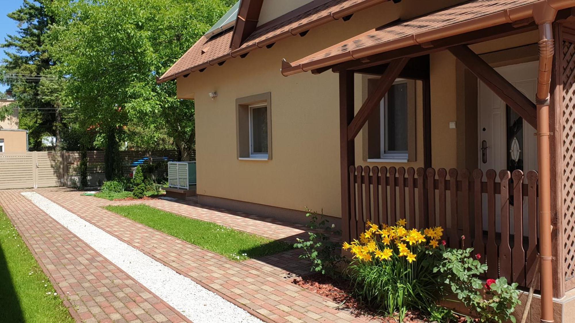 Keller Apartmanok Hajdúszoboszló Chambre photo